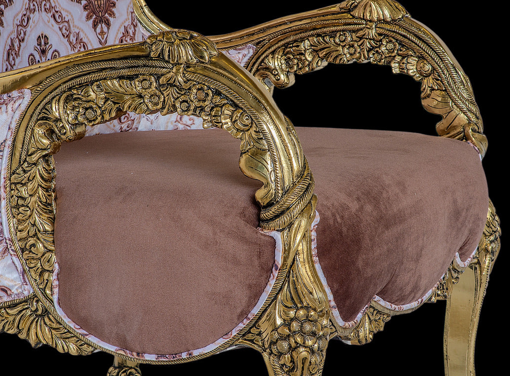 Royal Heritage Conversation Set